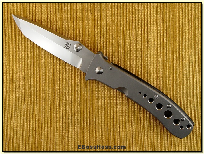 Bob Lum Tanto II w/LAWKS