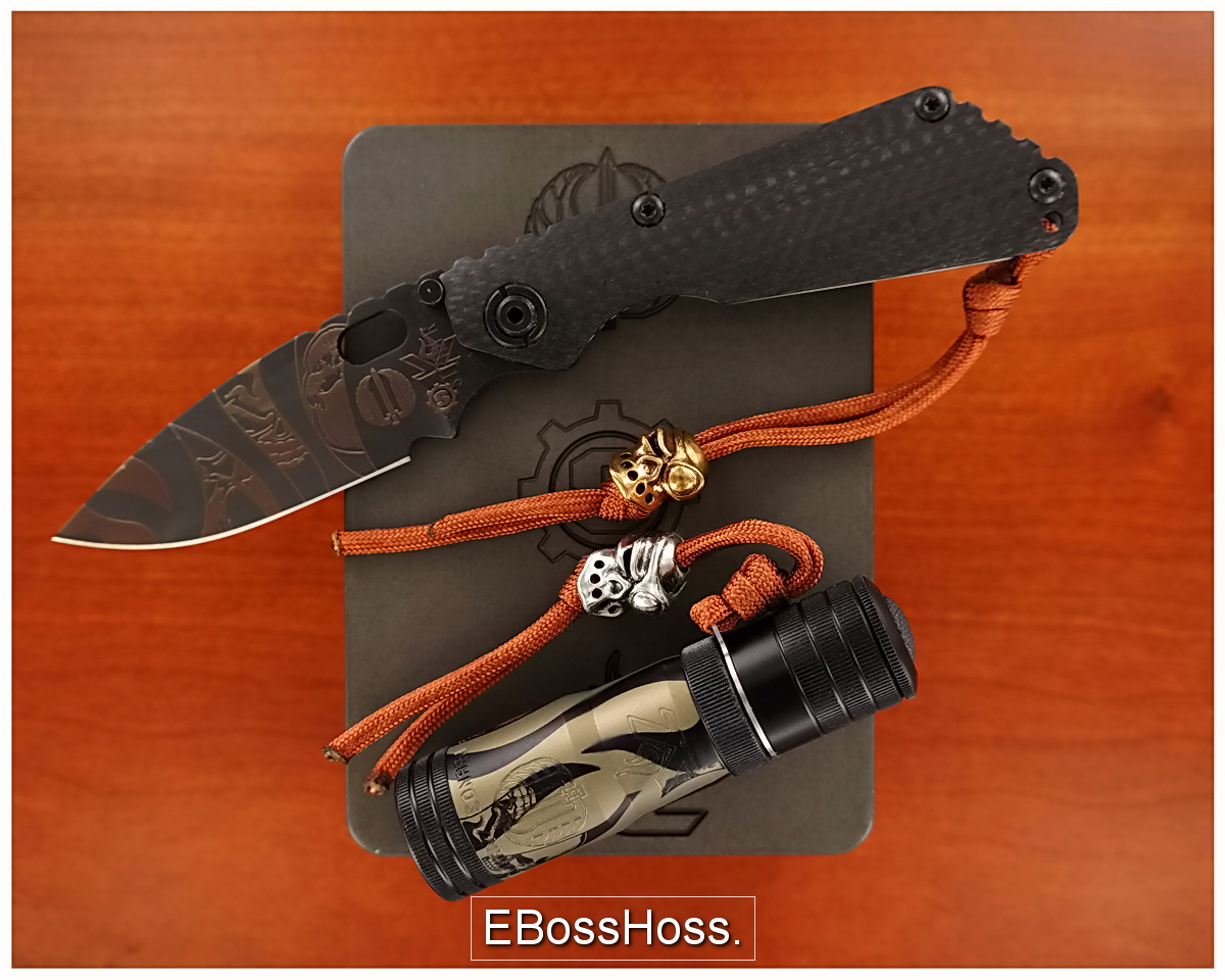 Strider / Starlingear / Lenslight<br>A Knife, a Light, 2 Beads and a Tank of a Box