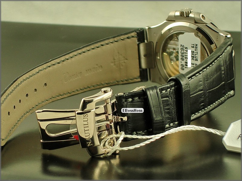 Patek Phillipe Nautilus 5711G - White Gold