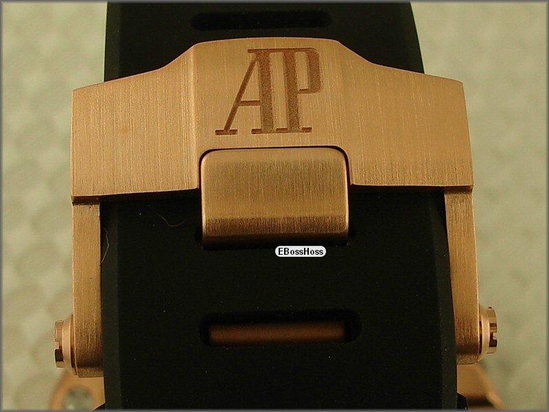 AP Royal Oak Offshore Team Alinghi (Red Gold)