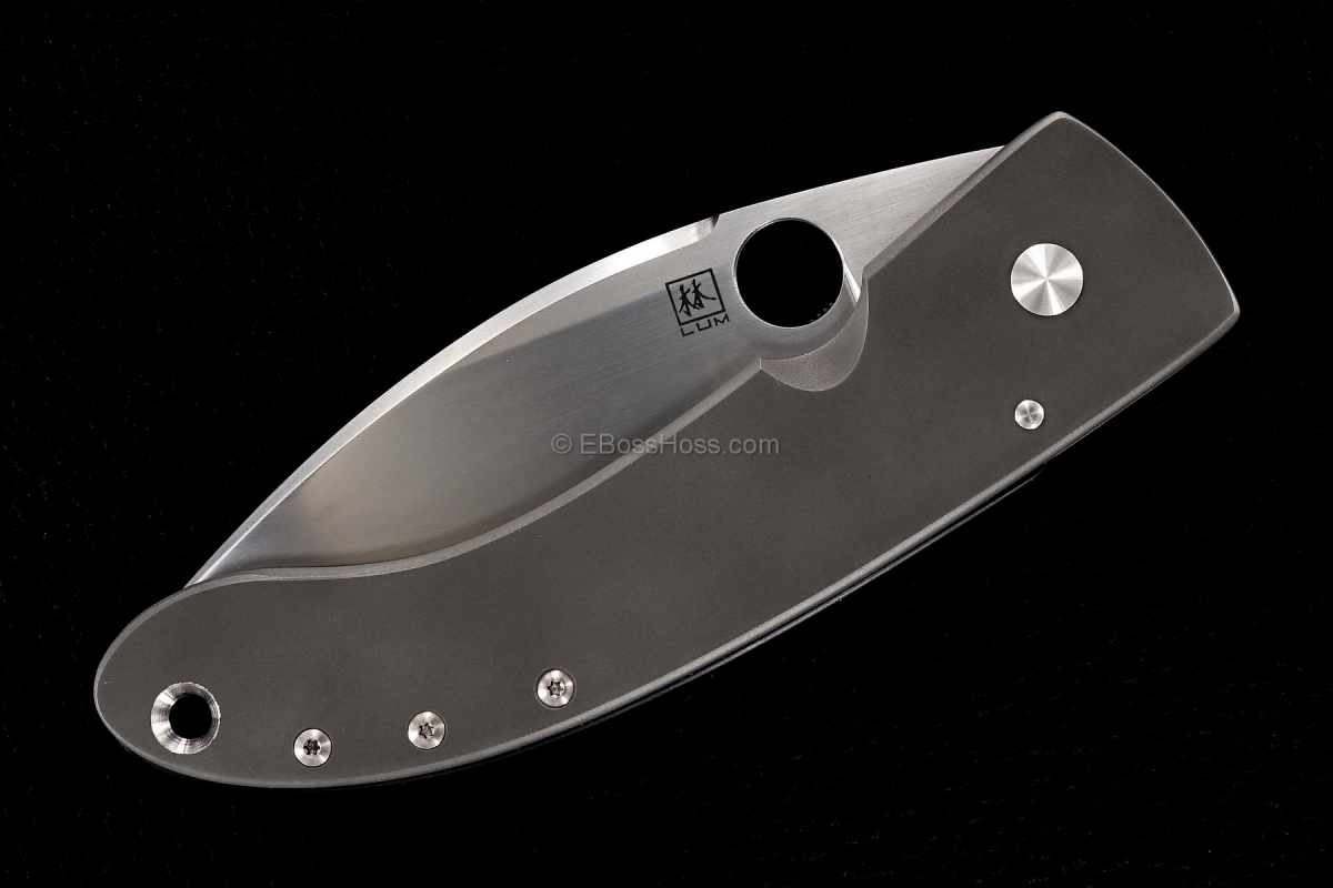 Bob Lum Custom Large Chinese Framelock Folder