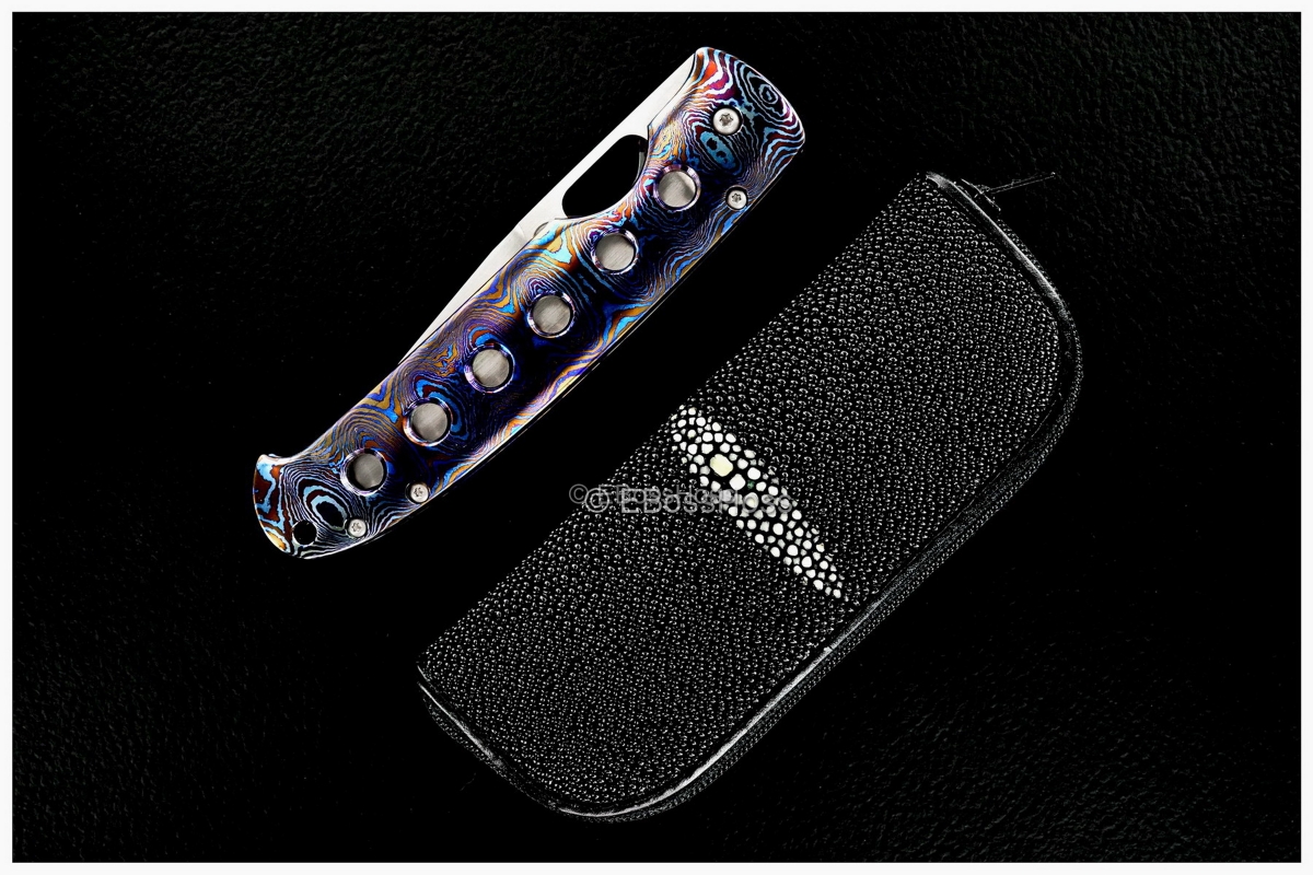 Tom Mayo Custom Deluxe Parrot Beak Folder