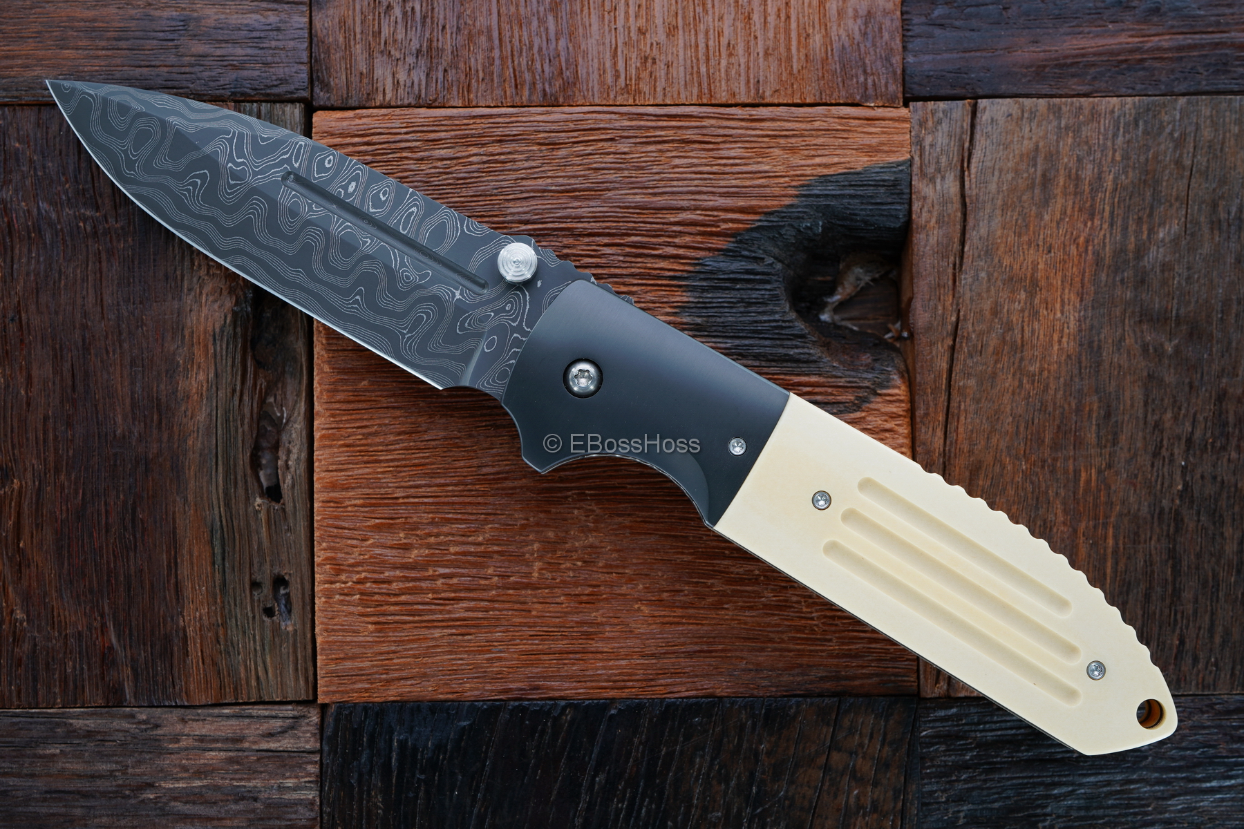 John W.  Smith / TADGear Custom Deluxe Dauntless