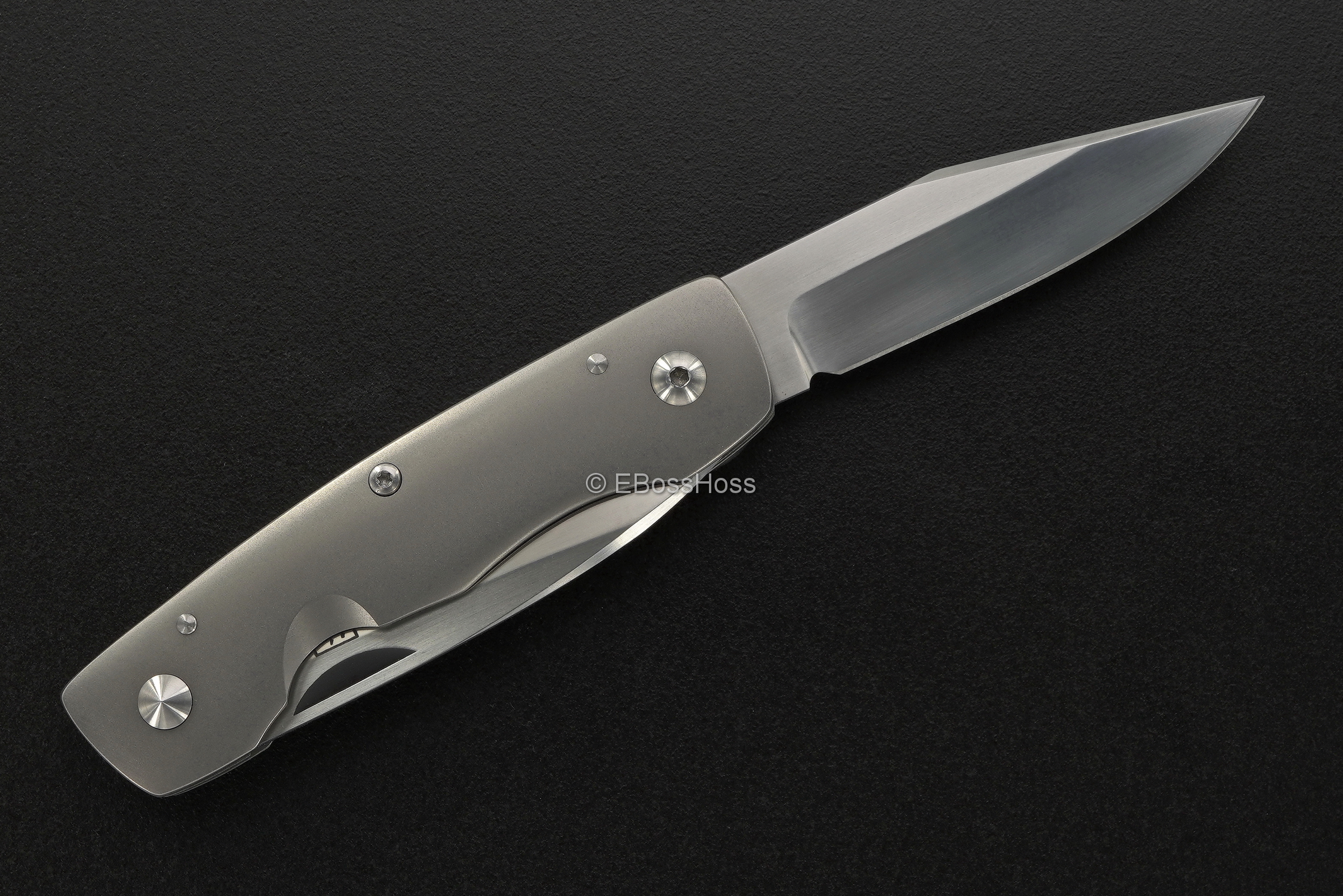 Bob Lum Custom 2-Blade Single-Linerlock Wharncliffe Trapper Folder