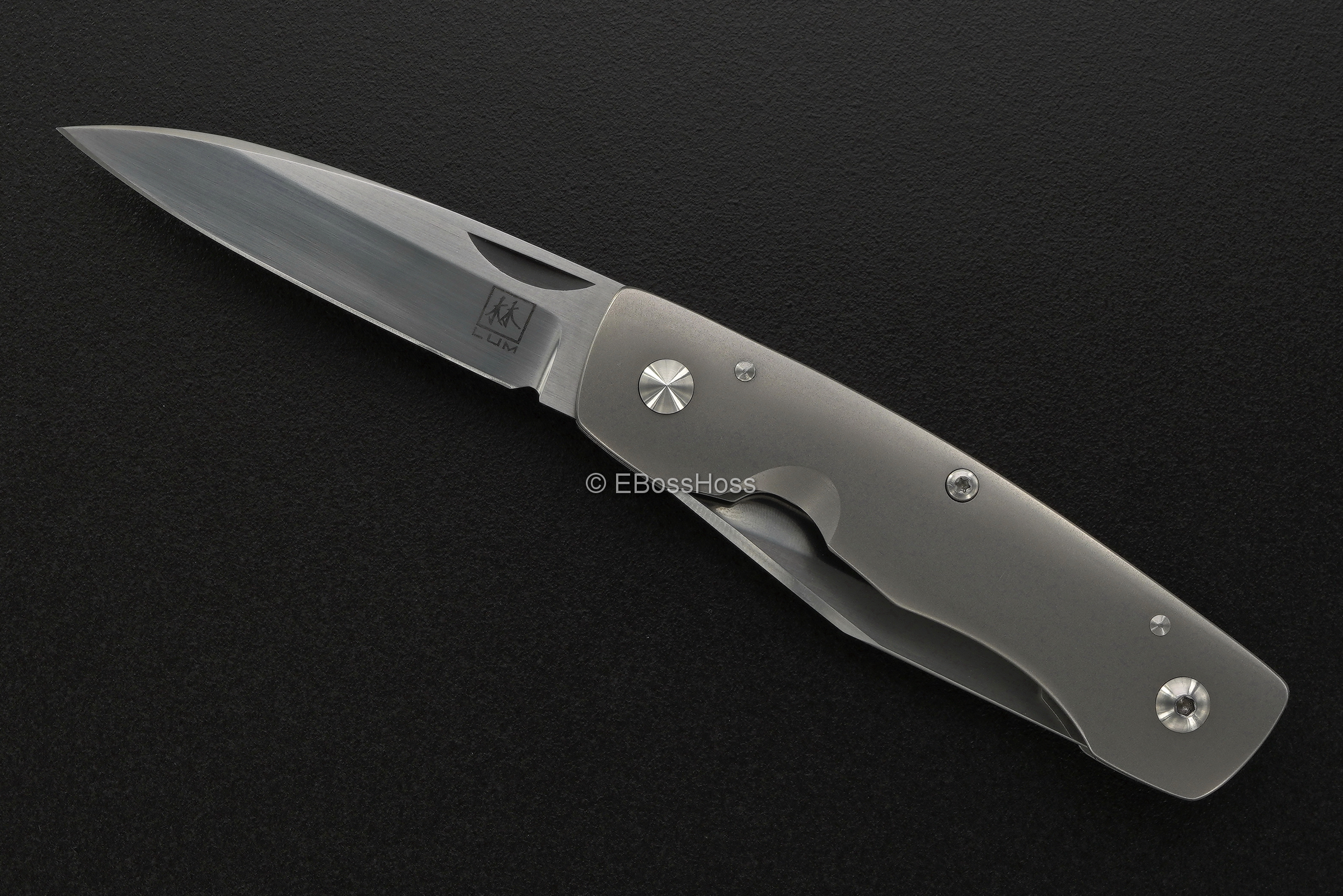 Bob Lum Custom 2-Blade Single-Linerlock Wharncliffe Trapper Folder