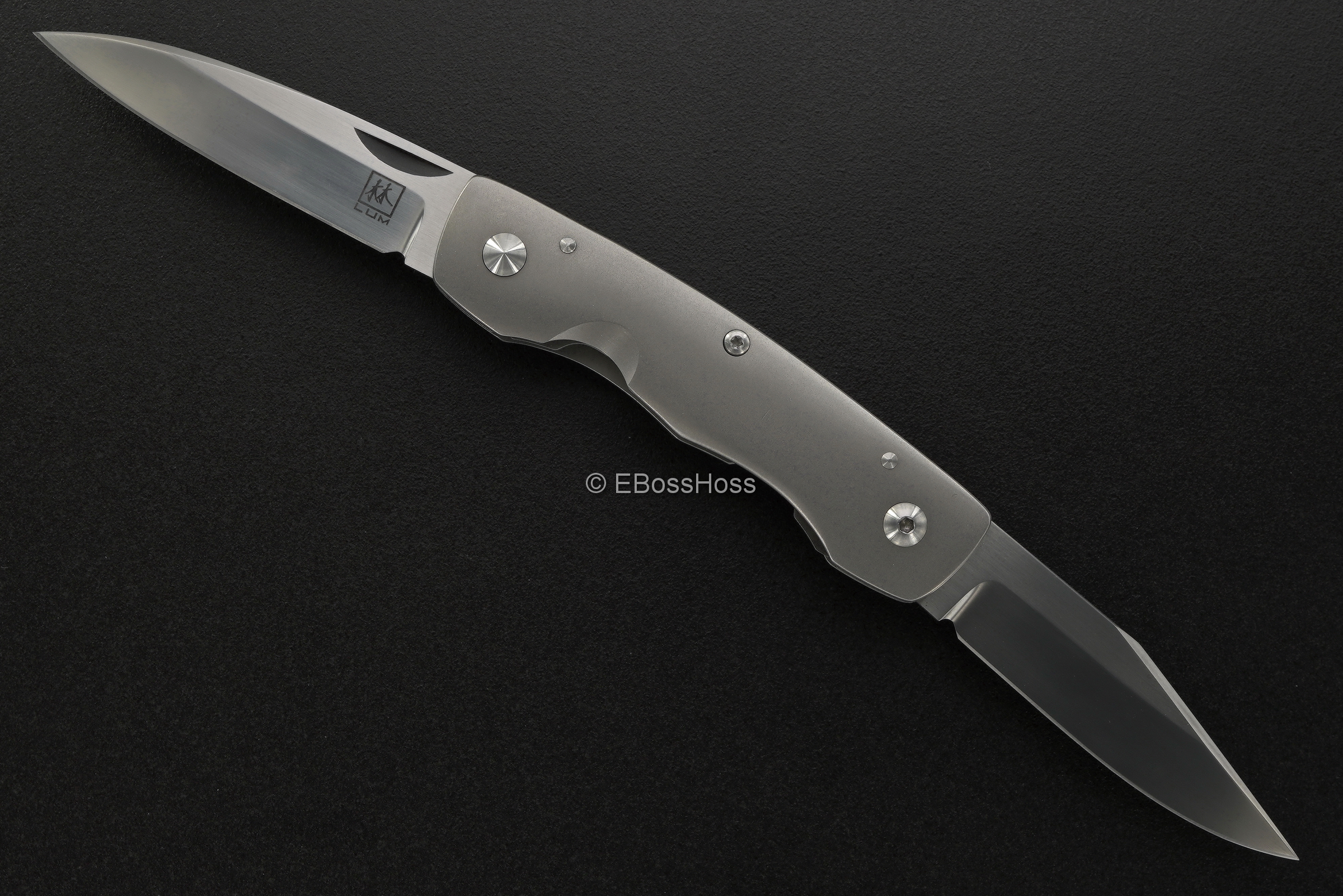 Bob Lum Custom 2-Blade Single-Linerlock Wharncliffe Trapper Folder
