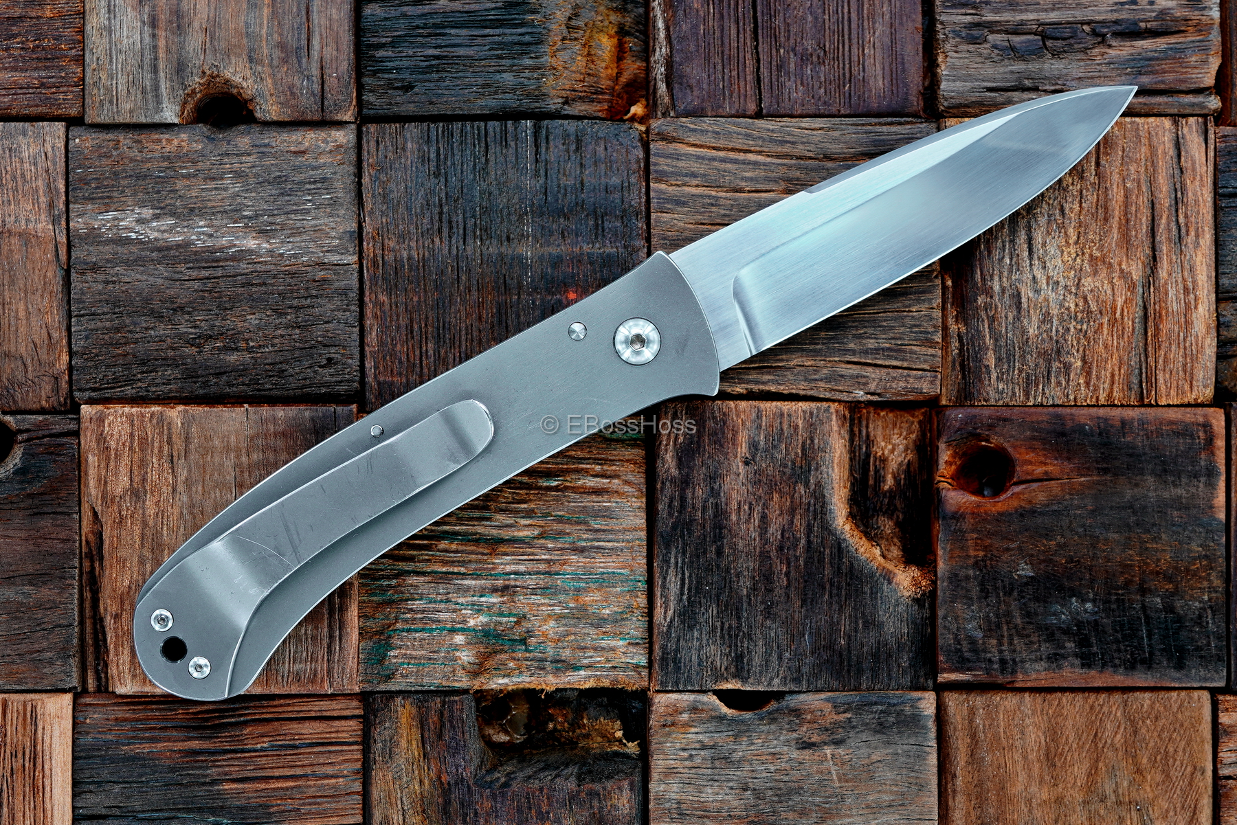 Bob Lum Custom Utility Folder