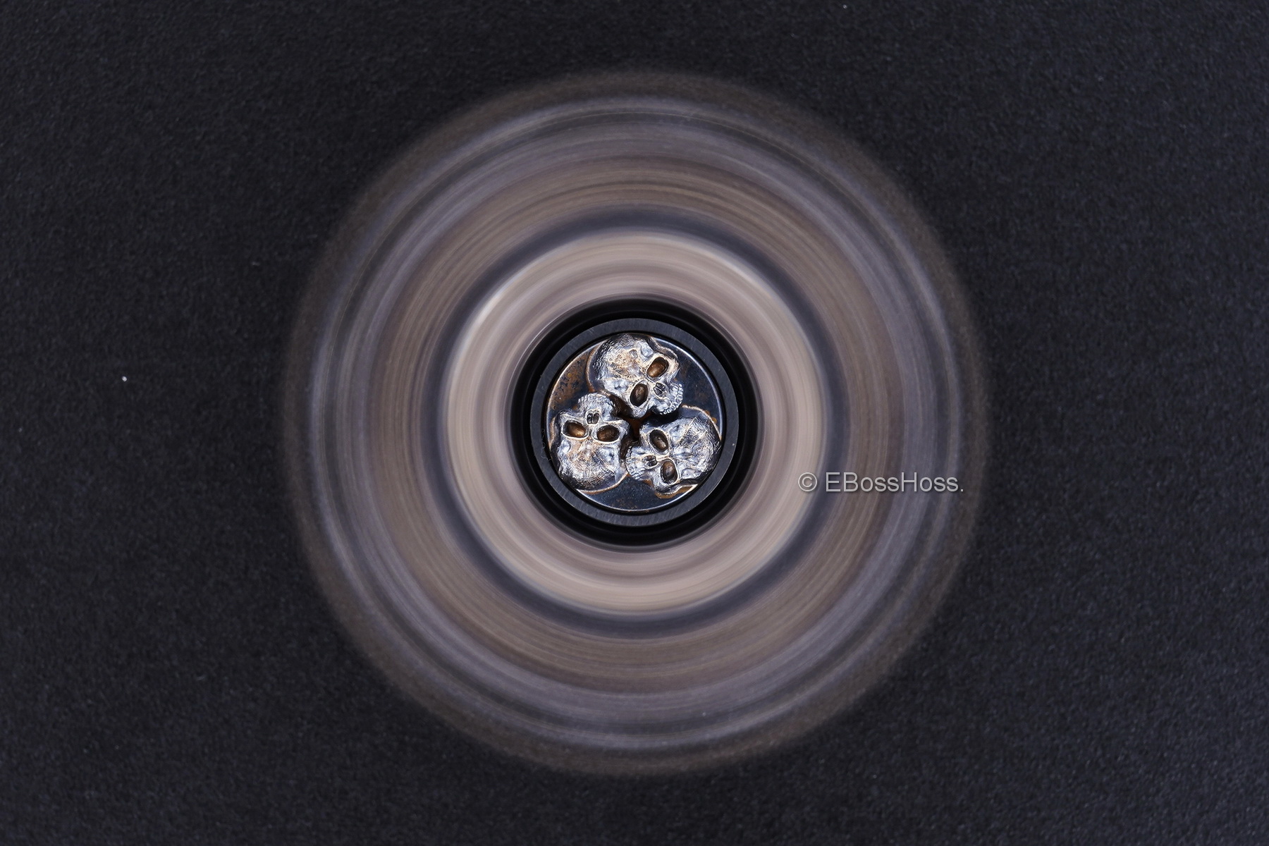 Steel Flame Executive SLEDGE XL 3-D Bronze Pile of Warrior Skulls Ring Spin