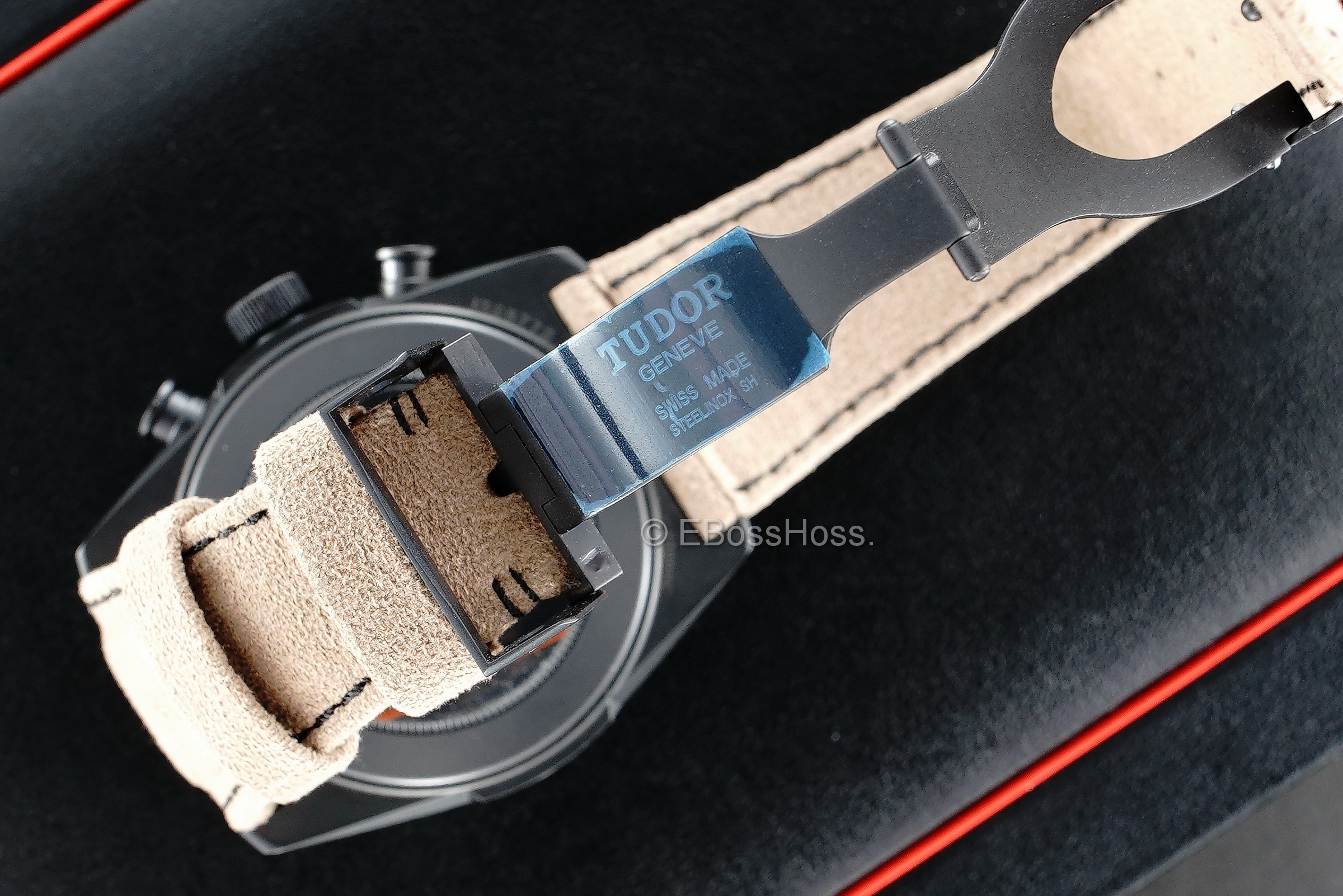 Tudor Black Shield Fastrider - Ref: 42000CN