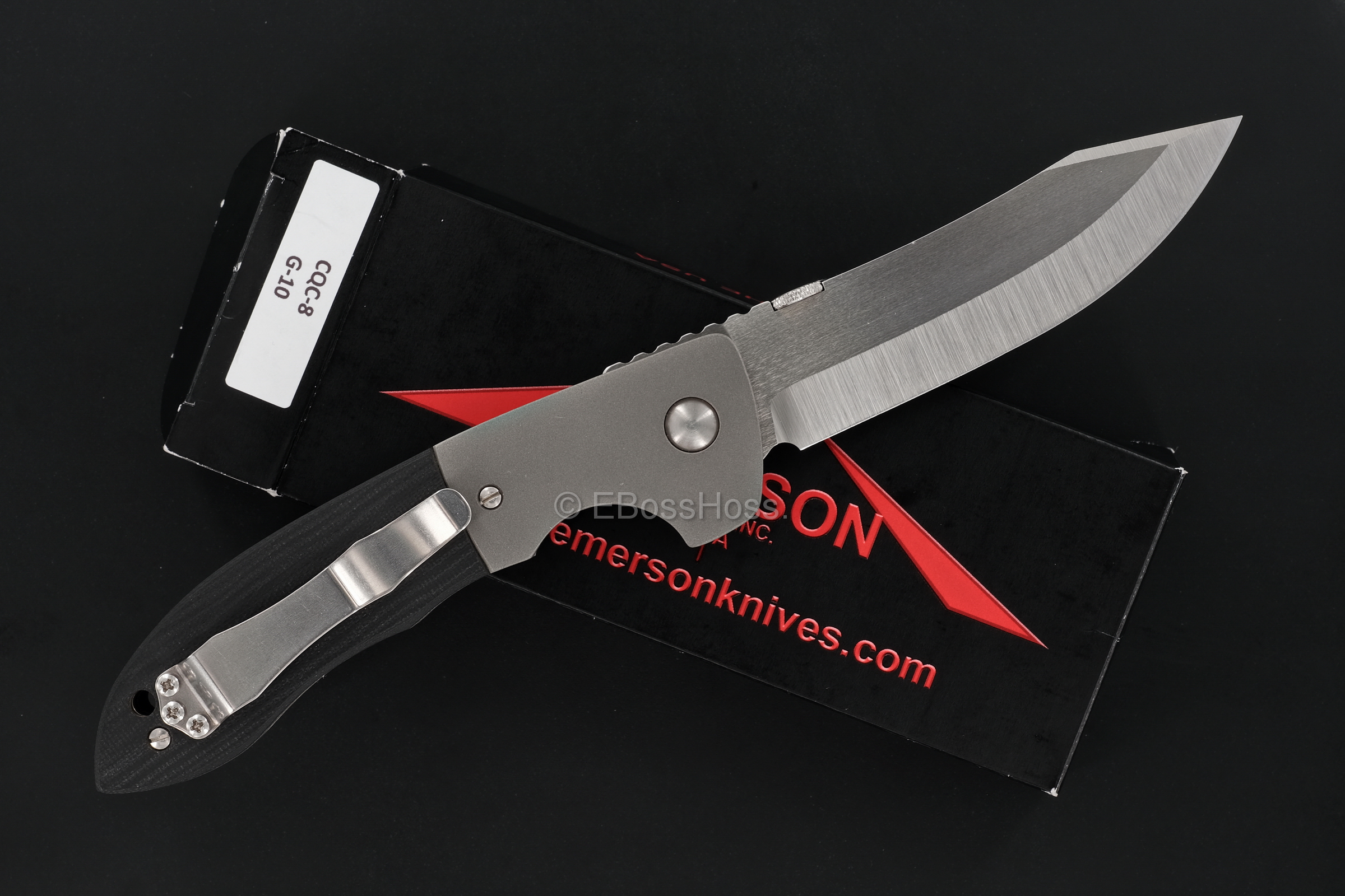 A Old-School Homage -- Black Scales, Non-Waved, Domed Pivot, Thumb Scallop, & Outstanding Fit and Finish