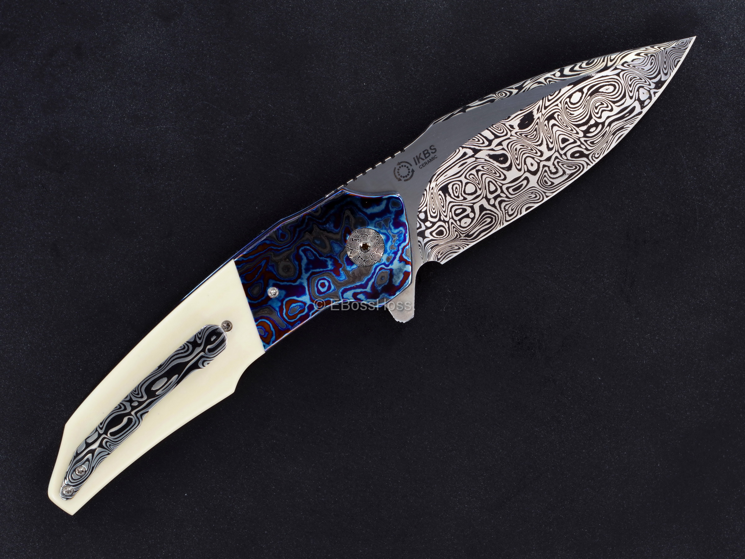 A2 Knives Custom Very Deluxe A6 Midi Flipper