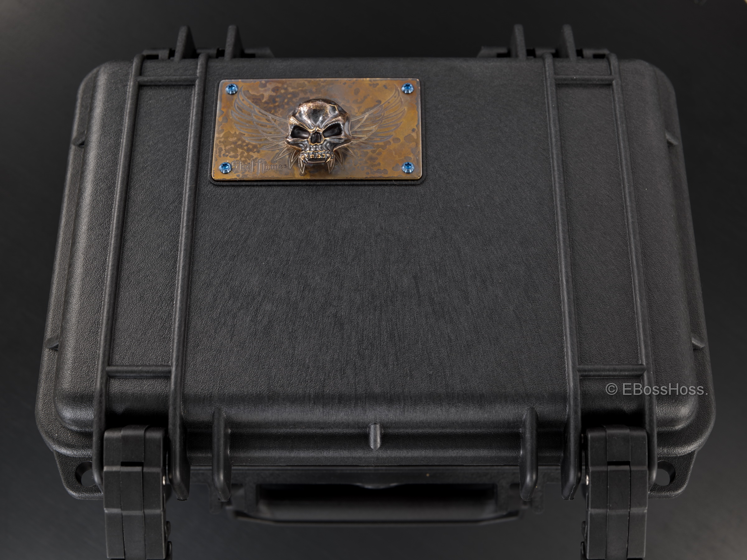 Steel Flame Pelican Stow