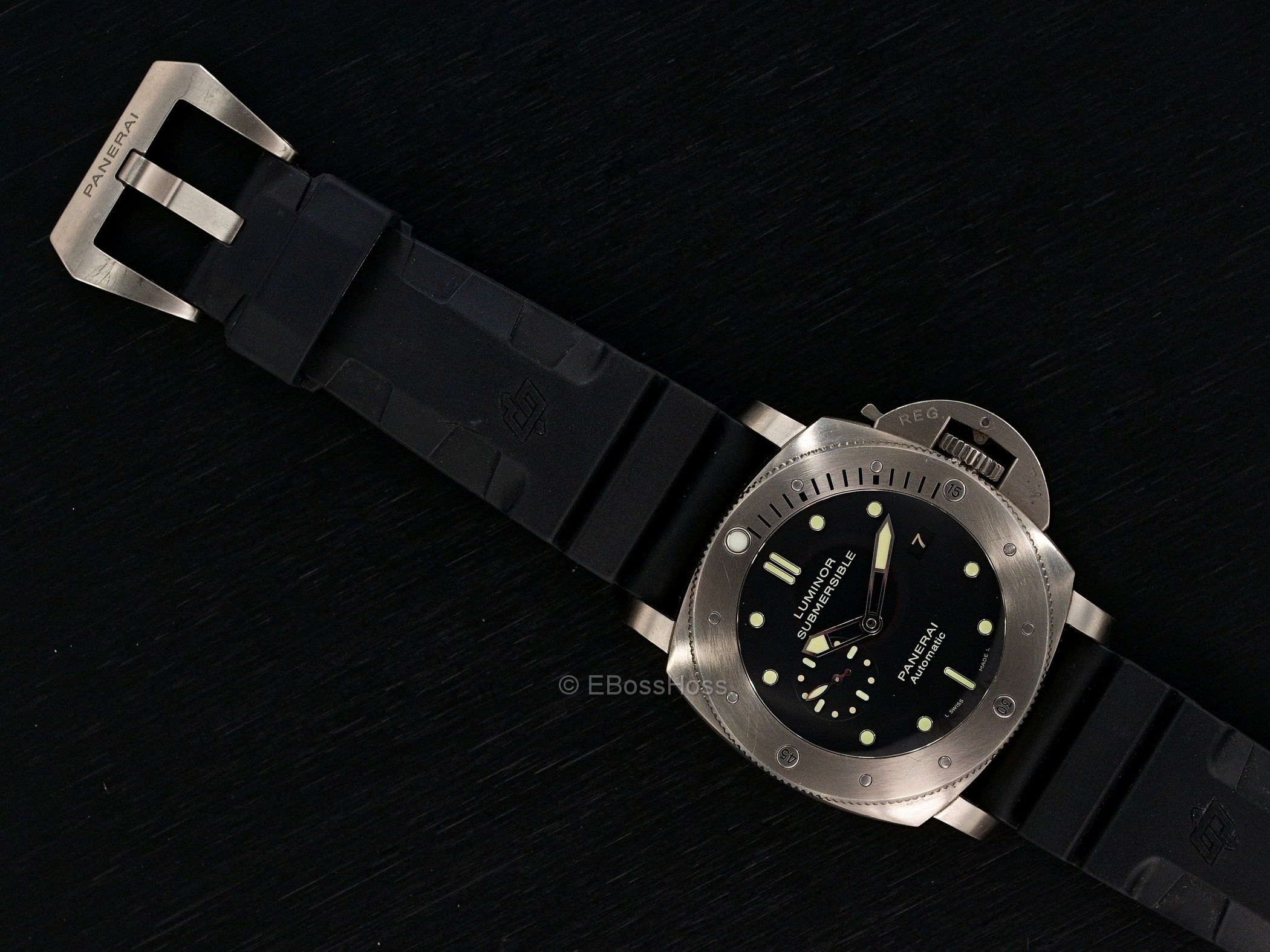 Panerai Luminor 1950 Submersible 3 Days Auto 47mm Titanium