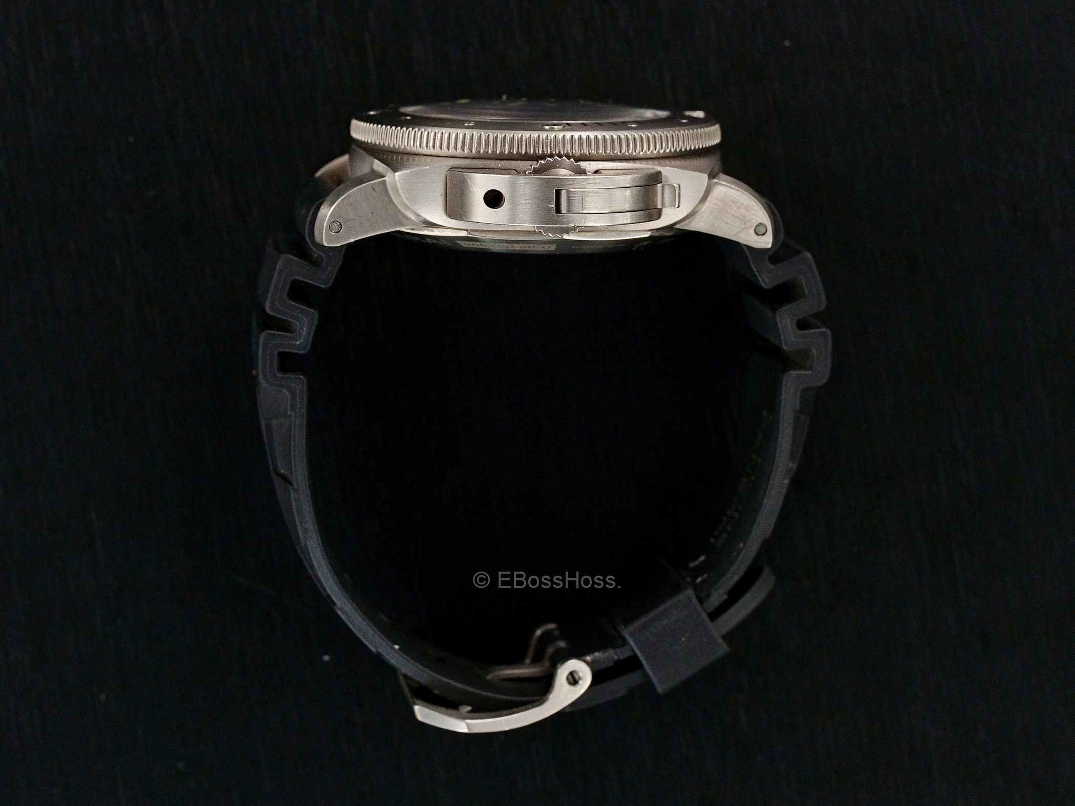 Panerai Luminor 1950 Submersible 3 Days Auto 47mm Titanium