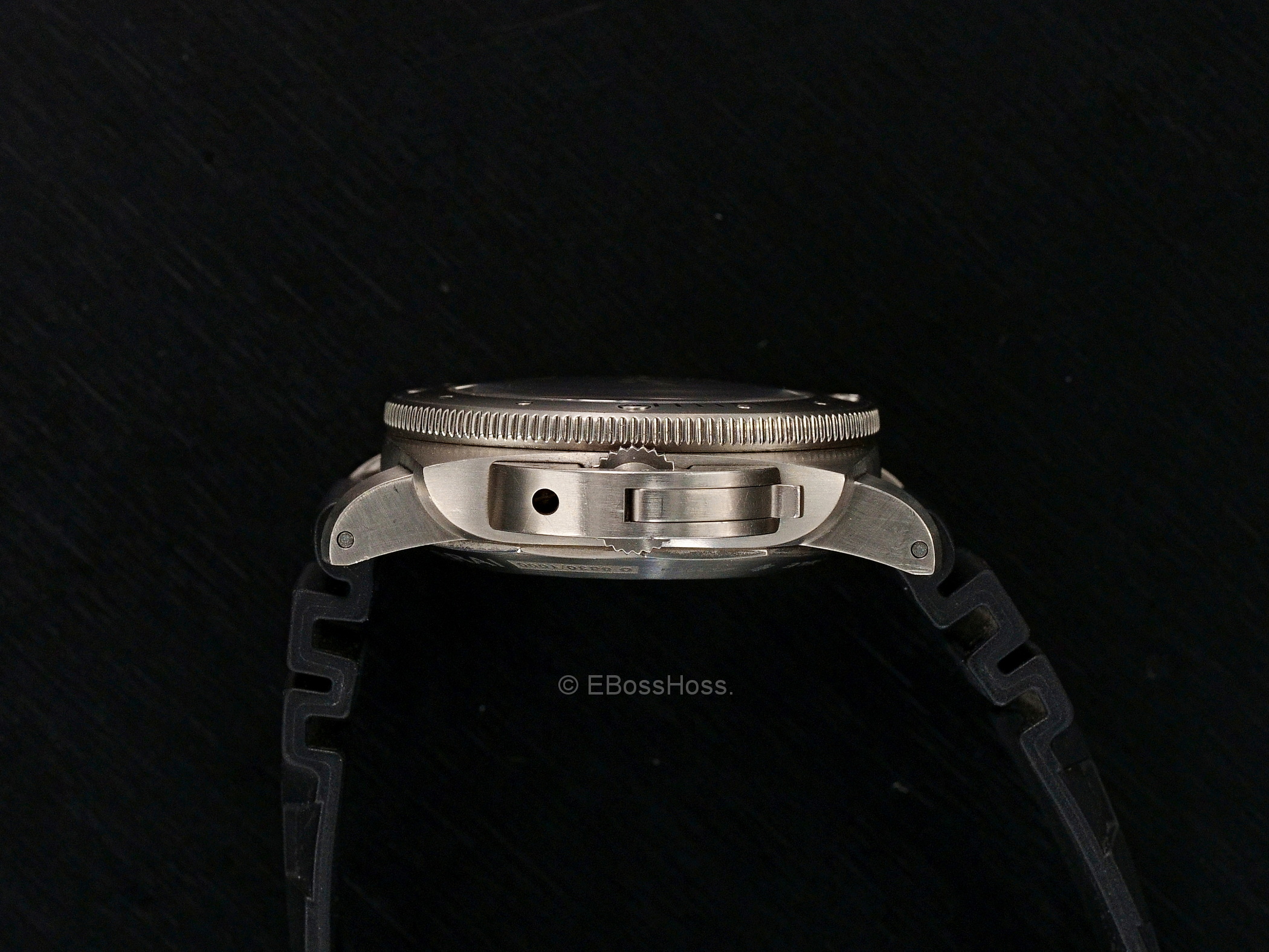 Panerai Luminor 1950 Submersible 3 Days Auto 47mm Titanium