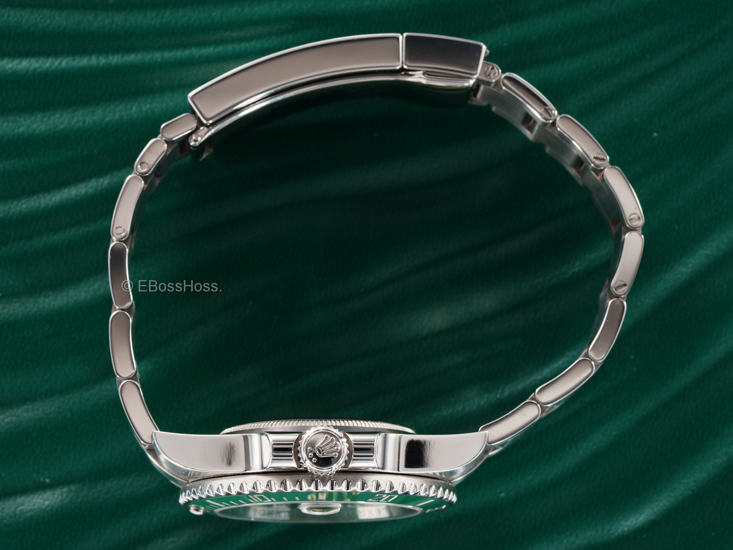 ROLEX Submariner ''Hulk" Green Ceramic Bezel Green Dial SS (116610LV)