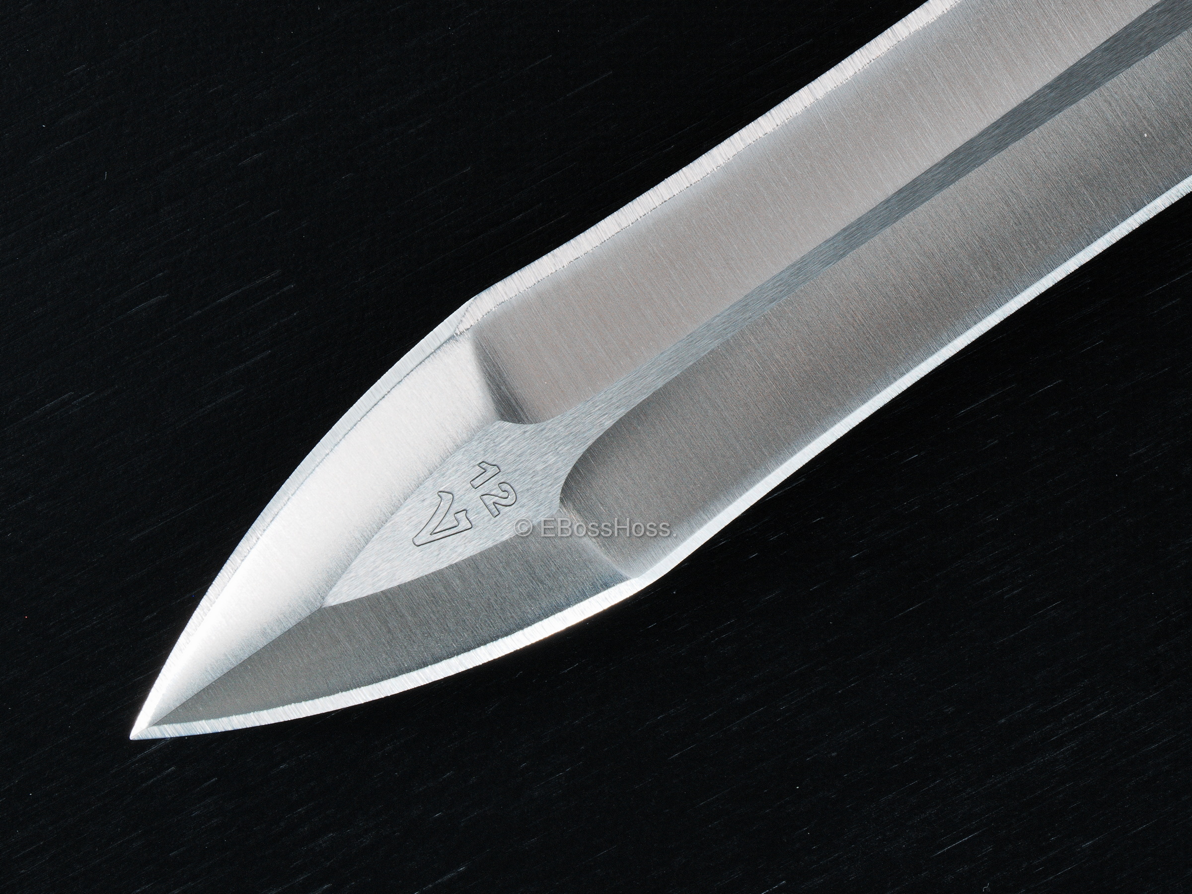 RJ Martin Custom Oculus Dagger Flipper