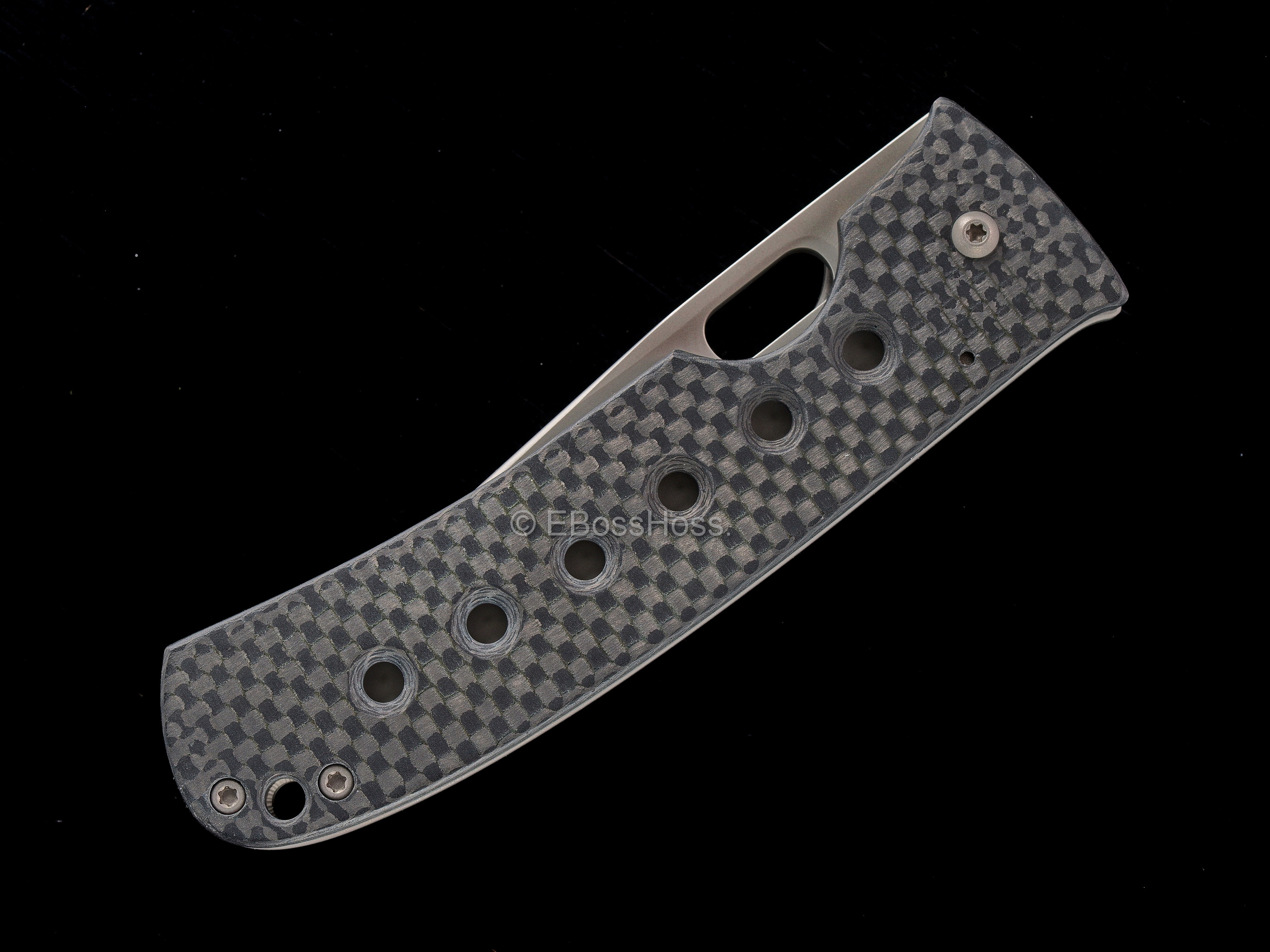 Tom Mayo Custom Carbon-Fiber Covert Framelock