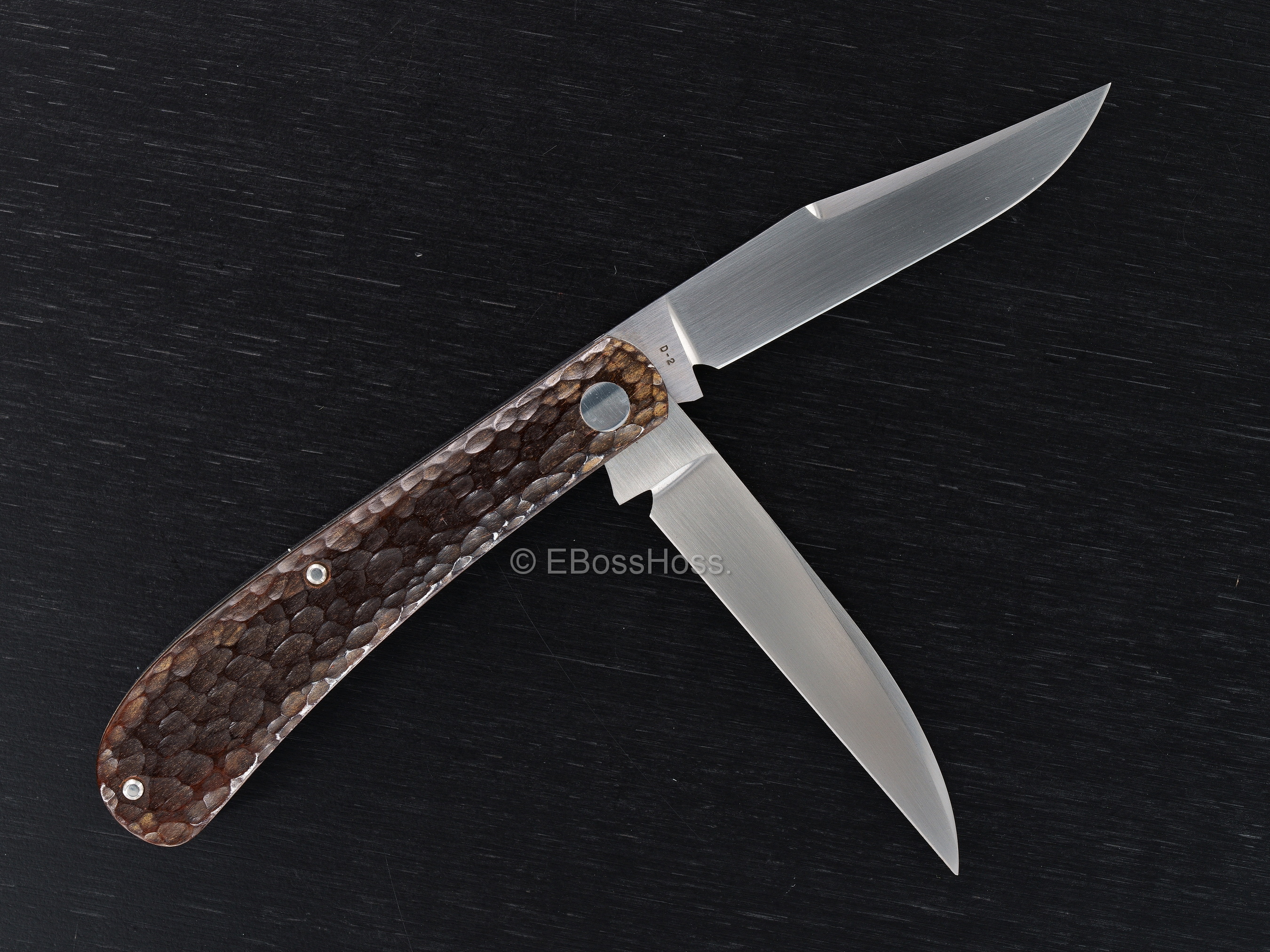 Reese Bose 2-Blade Shadow Trapper