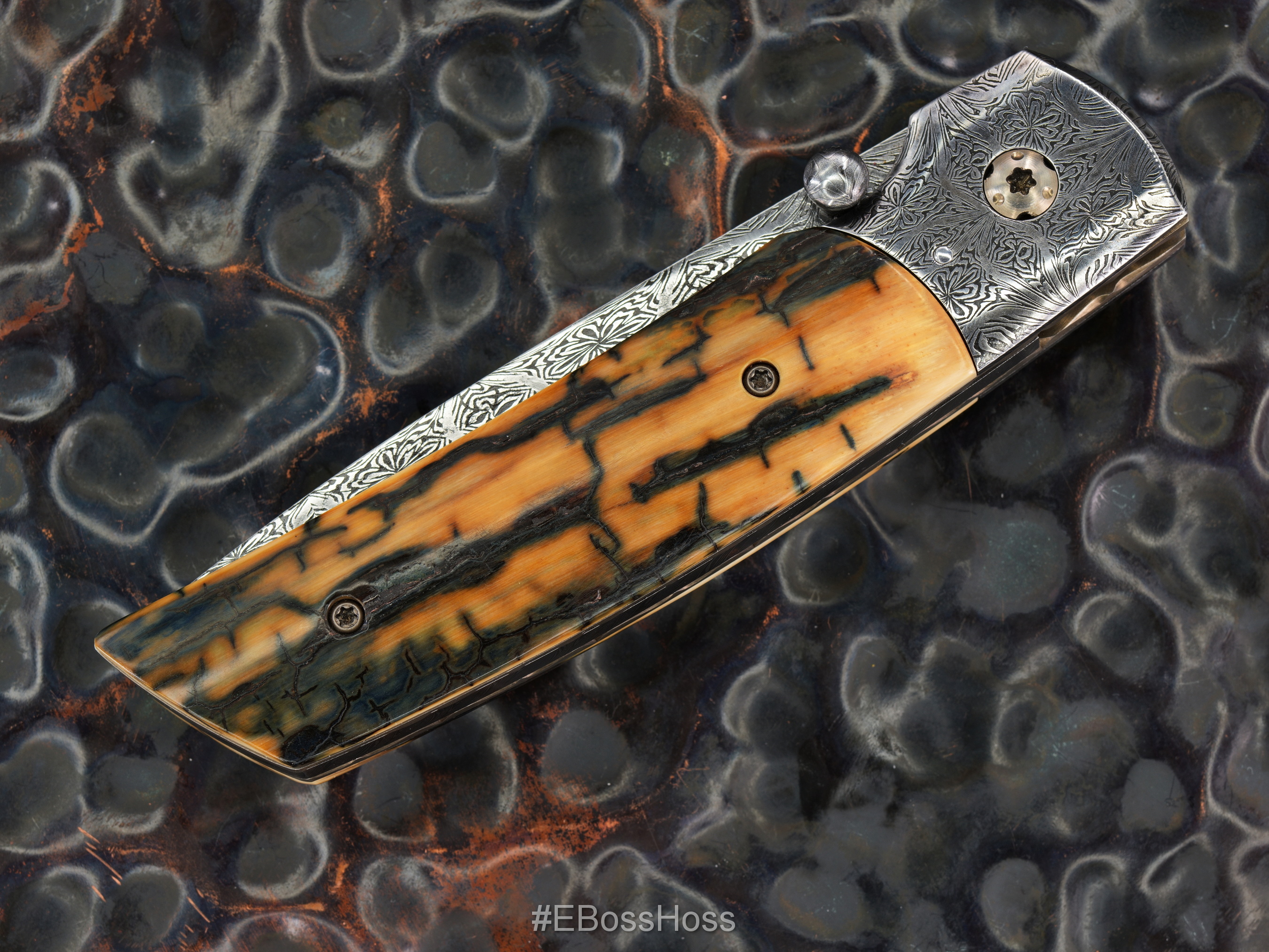 Cody Hofsommer Very Deluxe One-off Folder