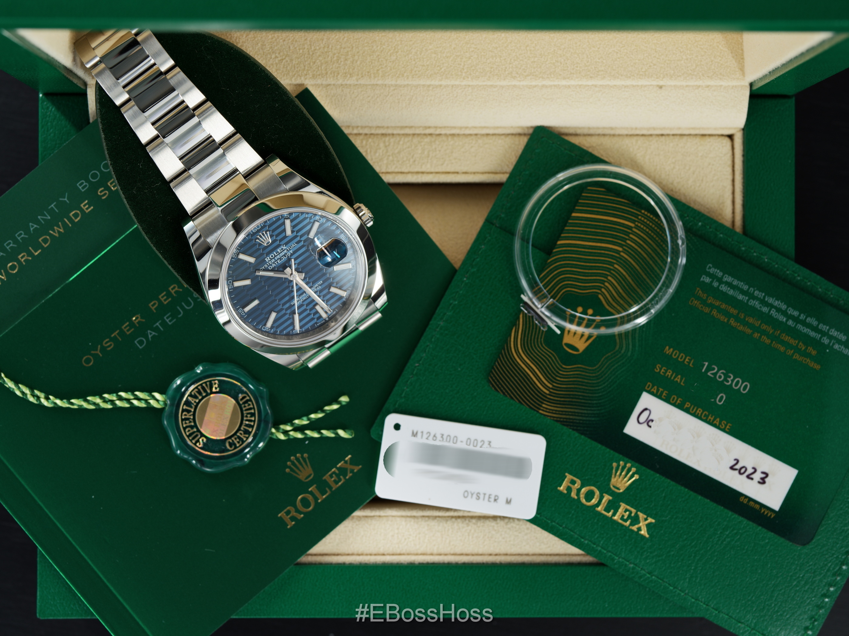 ROLEX Datejust 41 Oystersteel - Bright Blue Fluted-Motif Dial - Ref. M126300