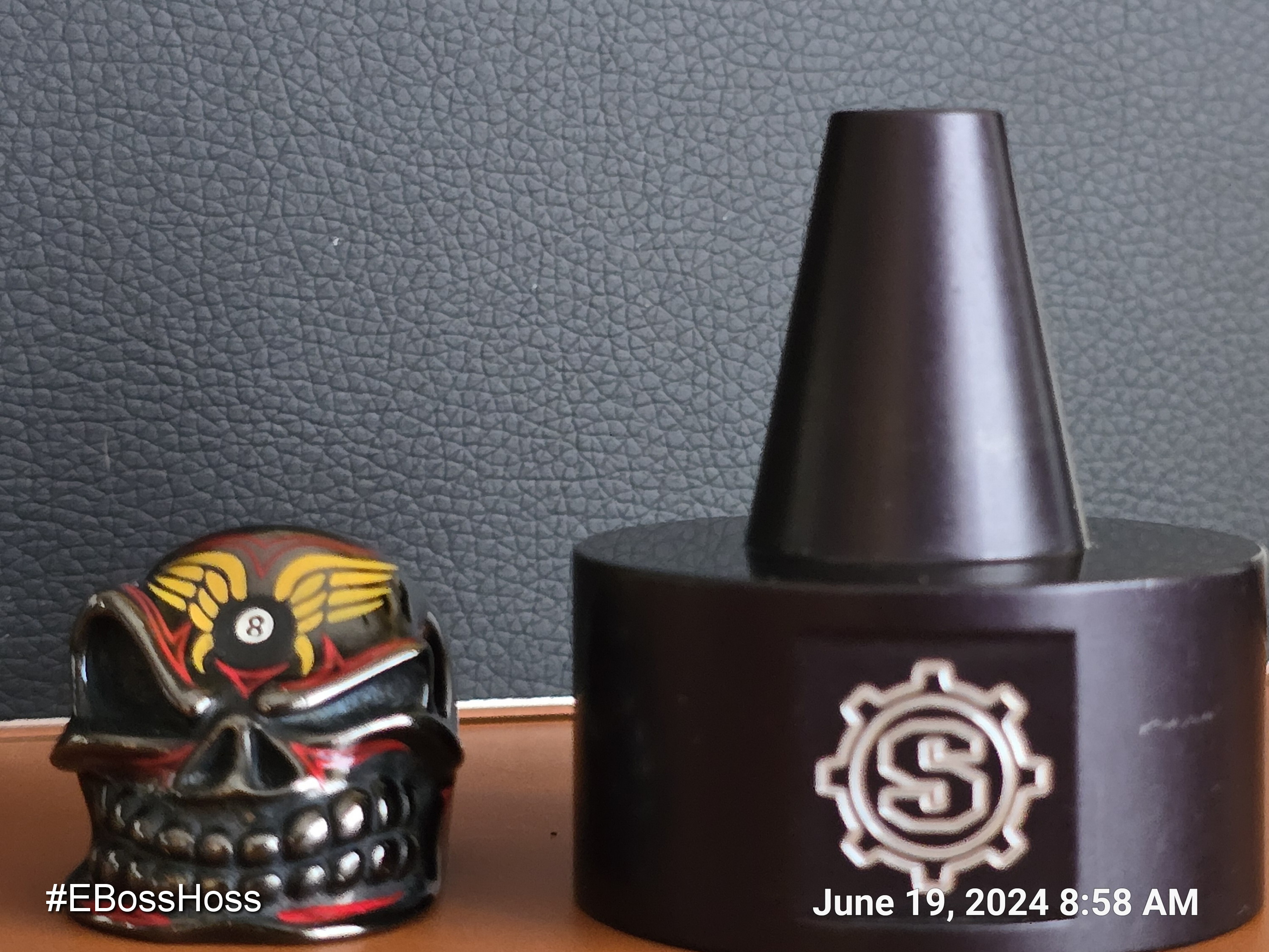 Ryk Maverick Starlingear - Mikoto Hand-painted Sterling Silver Ring & Stand